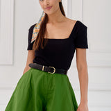 The Kōr Ribbed Knit Organic Cotton Short Sleeve Top in Black
