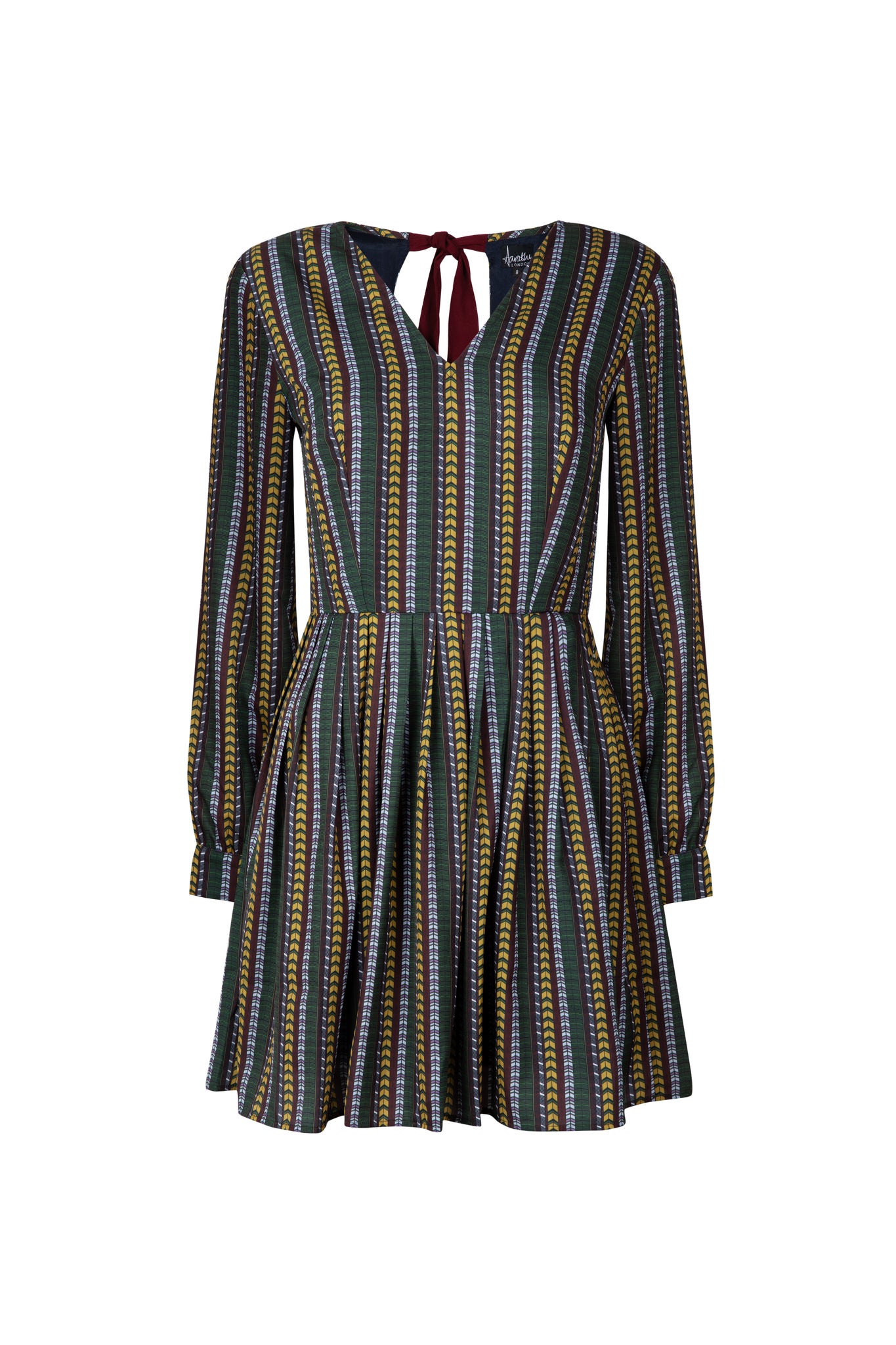 Short printed dress with sleeves